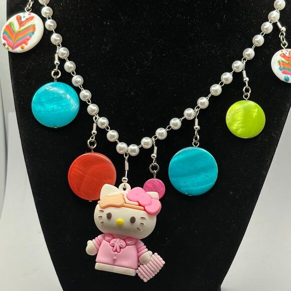 Y2K Hello Kitty Necklace - Picture 2 of 3